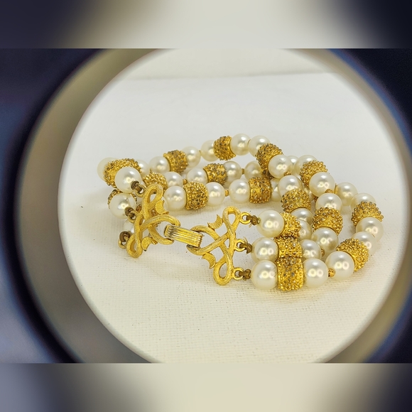 Crown Trifari 1950s pearl bracelet - Picture 5 of 10